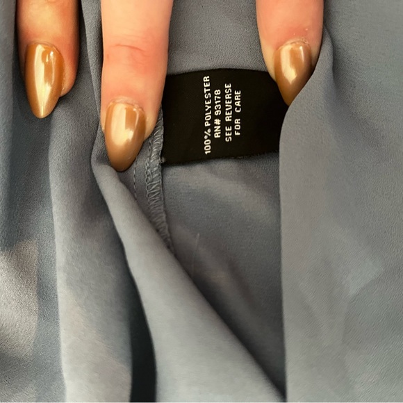 Beautiful blouse with gold detailing - Picture 5 of 5